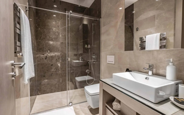 Red Rock Hotel & Suites by Selvese