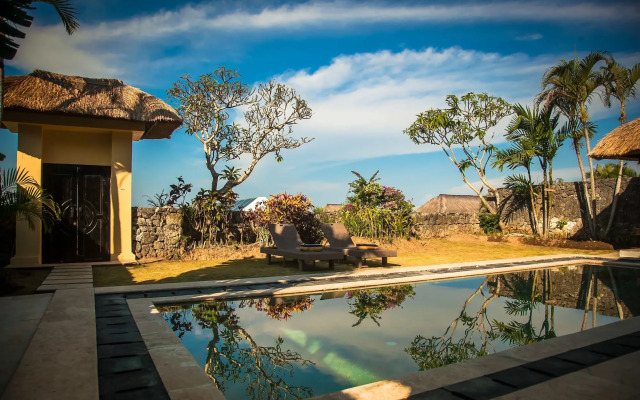Royal Pool Villa Club