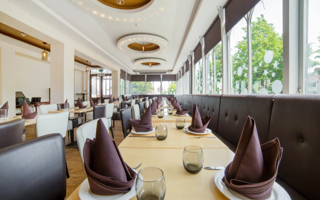 Osterley Park Hotel