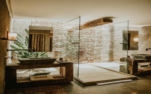 Kenoa Exclusive Beach SPA & Resort