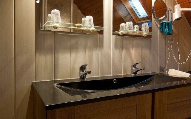 Hotel aux Deux Clefs