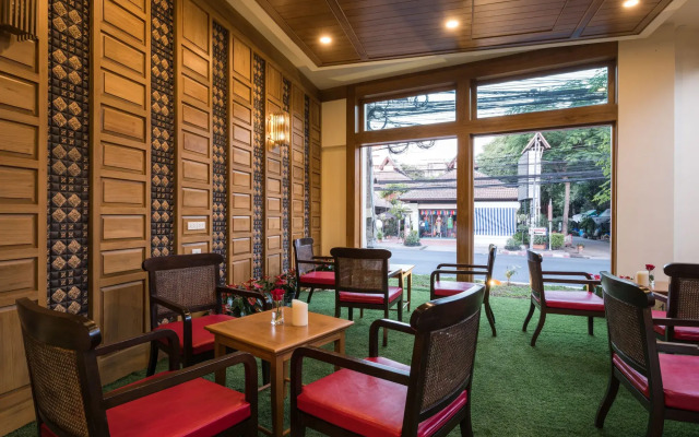 Peak Nimman Prestige Hotel