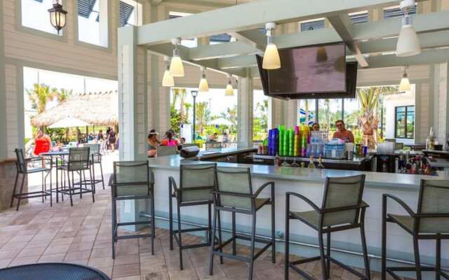 Amazing 4bdr House Storey Lake