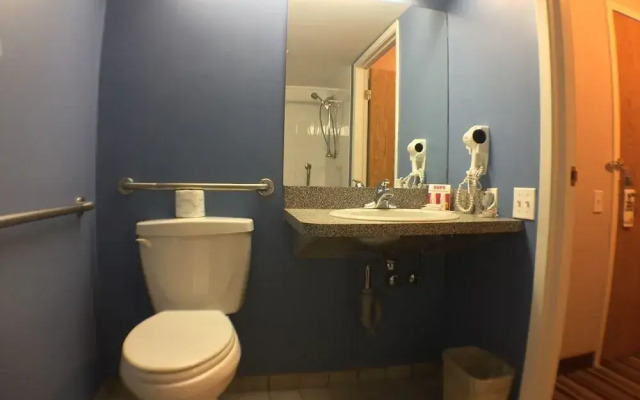 Super 8 Fort Frances