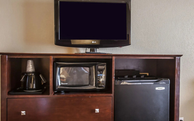 Comfort Inn US Hwy 80