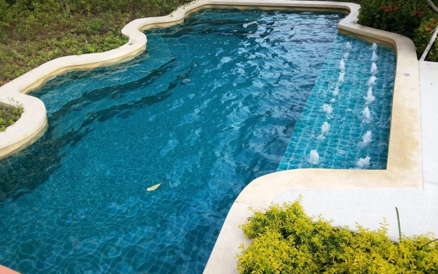 Bluroc Hua Hin Resort Condo