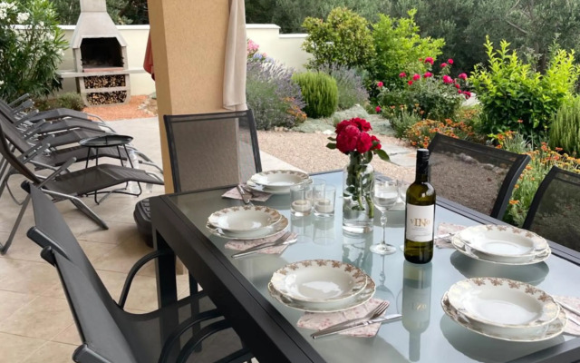 Villa Mebelle mit Meerblick