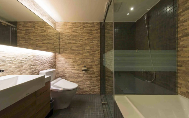 Simple Plus Hotel