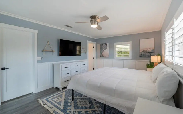 High Tide Hideaway