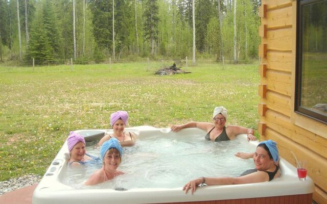 Kicking Horse Kabins