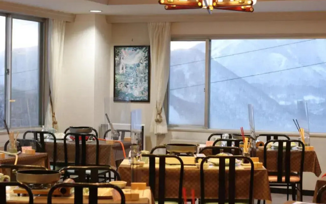 Kitashiga Holiday inn