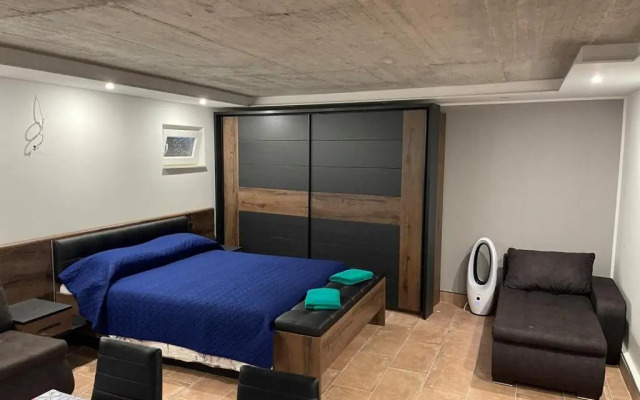 STUDIO apartment Doki