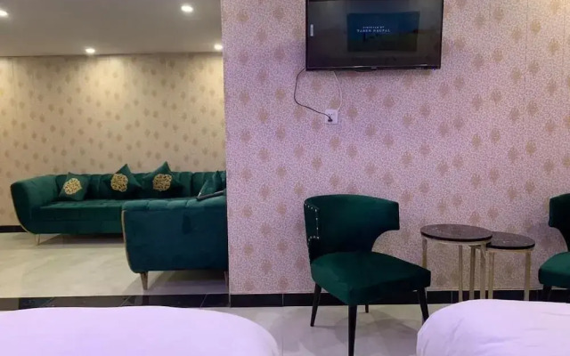 Dior One Hotel