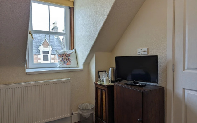 The Coo's Guest House