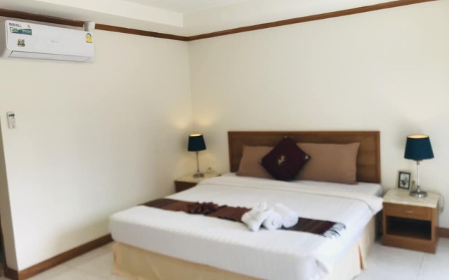 Global Hotel Beach View