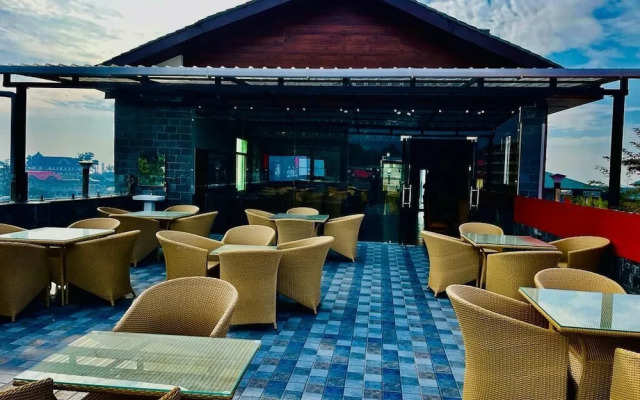 Hotel Suryadev