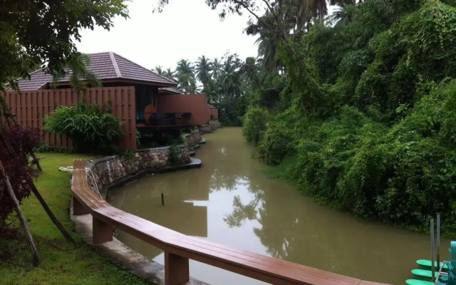 The Grace Amphawa Resort