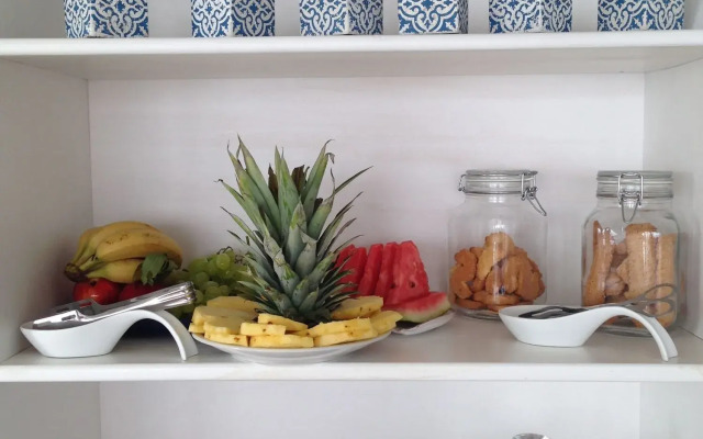 A Alera Room and Breakfast