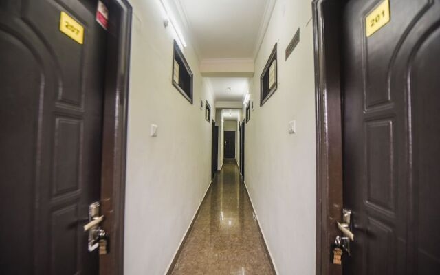 OYO 30855 Hotel Royal Residency