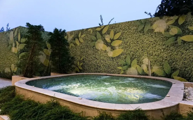 Cozy Studio At 8Th Floor Signature Park Grande Apartment