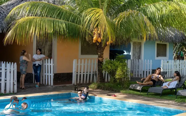 Las Dunas Surf Resort - Hostel