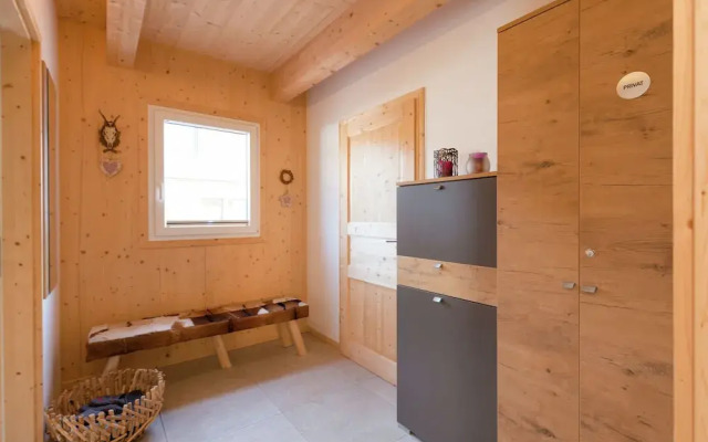 Mountain View Chalet in Hohentauern with Hot Tub & Sauna