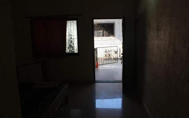 Sujit Guest House