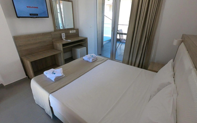 Finikas Garden Beach Resort Nikiti