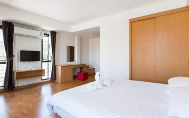 Buk Inn Hotel Kamala Beach