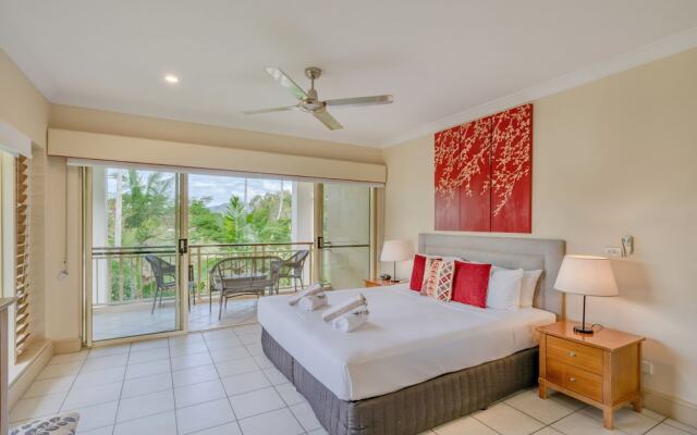 Paradise Links Port Douglas Luxury Villa