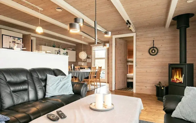 6 Person Holiday Home in Hals