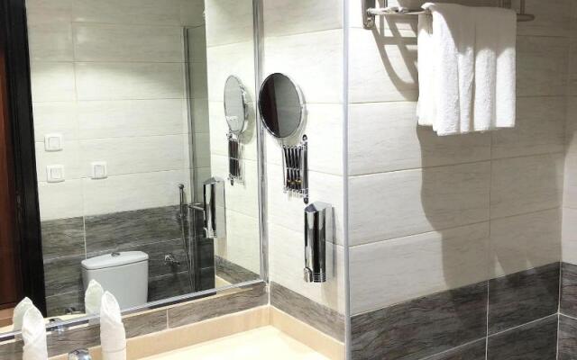 Zaha Al Madina Hotel