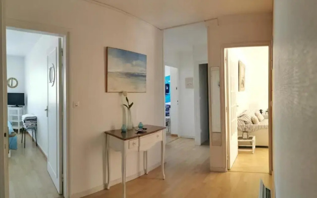 Grand appartement traversant 3 ch hyper-centre+Parking privé.