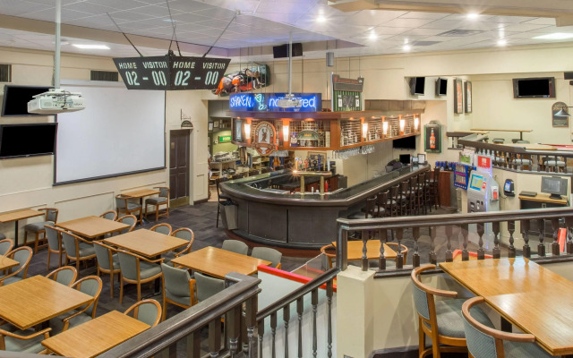 Ramada Hotel & Conference Center by Wyndham Kelowna