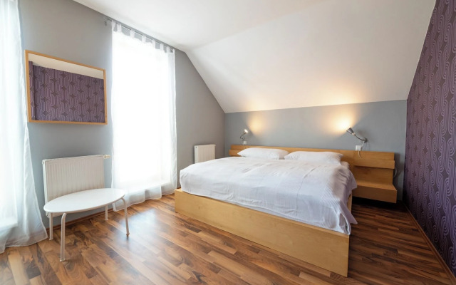 Hotel Garni Pod Skalkou
