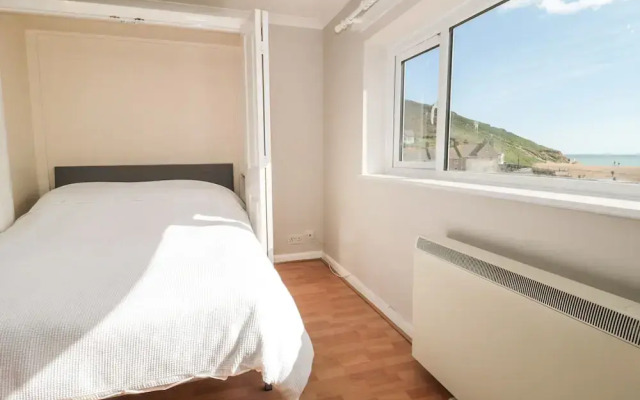 Flat 30