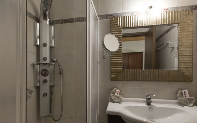 Dias Hotel