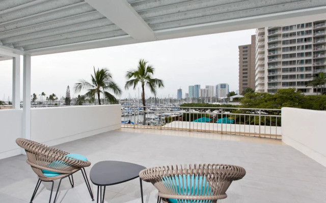 Ilikai Hotel & Luxury Suites