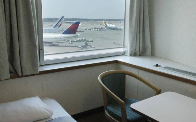 Narita Airport Rest House