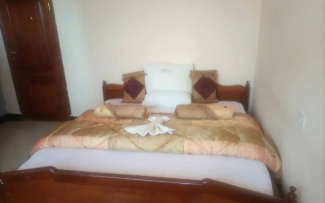 Holmand Hotel