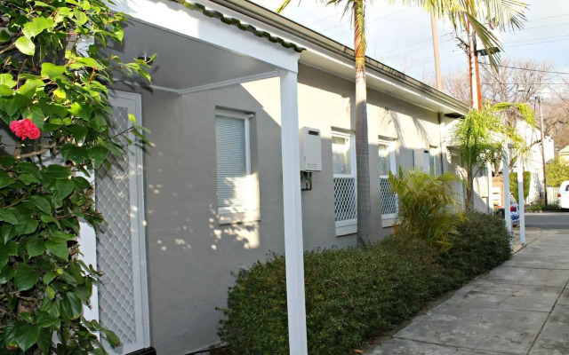 Specialty Accommodation – Adelaide Dress Circle Apartments