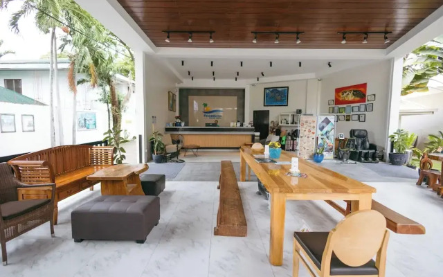 Pescadores Suites Moalboal