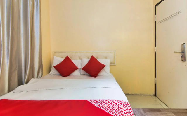 OYO 479 The Green Hotel