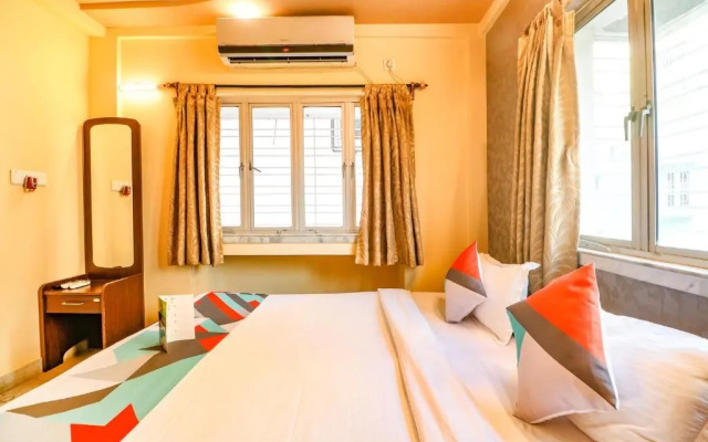OYO 18667 Harry Inn
