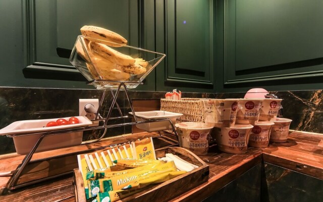 Busan Iwol Hotel Shinho Branch