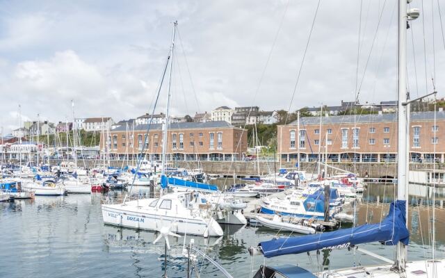 Marina View - 3 Bedroom - Milford Haven