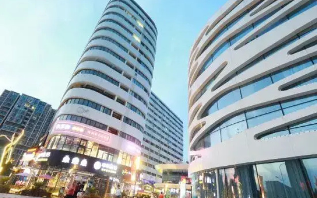 Tide Hotel