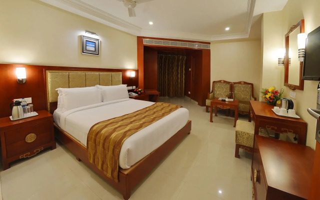 Metro Grand Hotel