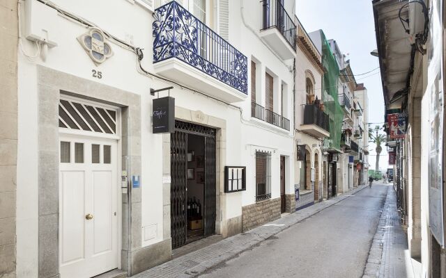 Sitges Group Blue and White