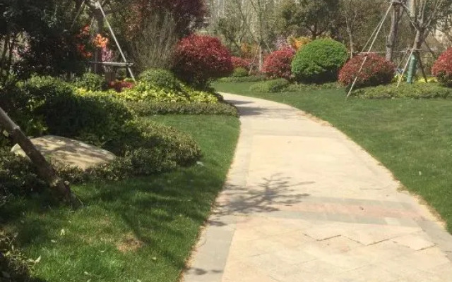 Qidong Risheng Donghai Holiday Apartment